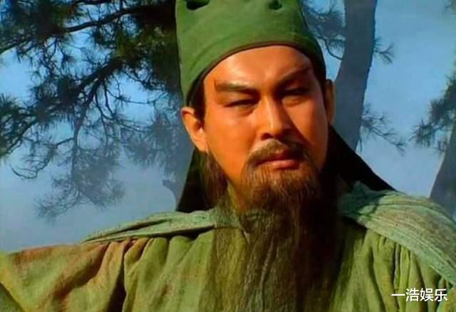 陆树铭|64岁的陆树铭在小县城走穴捞金，自称“关羽第一人”，败尽观众缘