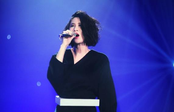 李宇春|畸形歌坛何时休？这8位歌手看似很红火，其实根本没有代表作