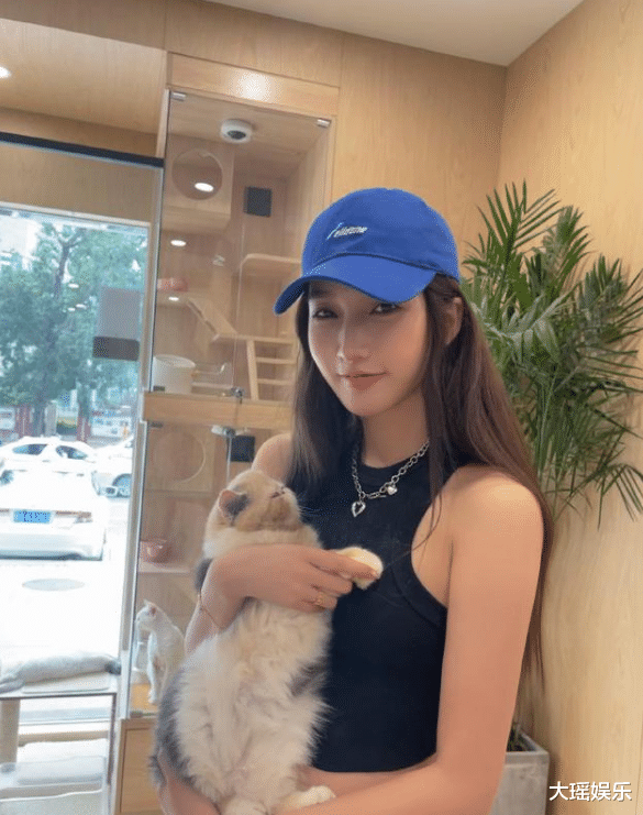 赵丽颖|都美竹专访：吴亦凡从不做安全措施，行动之前会吃药，受害者有两位仅16岁