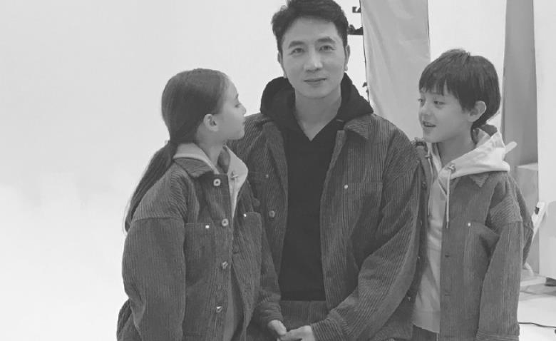 林生斌|林生斌已经现身墓园，仍然选择沉默不语，难道不关心家人的不幸？