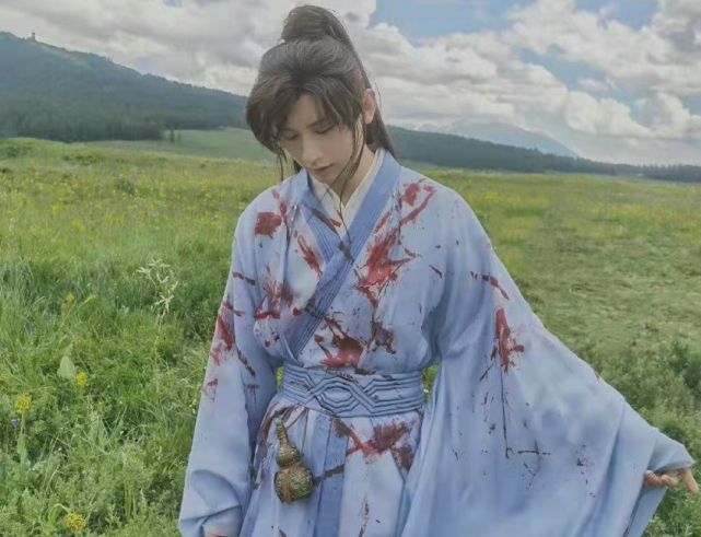 杨幂|成毅新剧将上映，搭档“顶流制造机”杨紫，这是要爆火的节奏