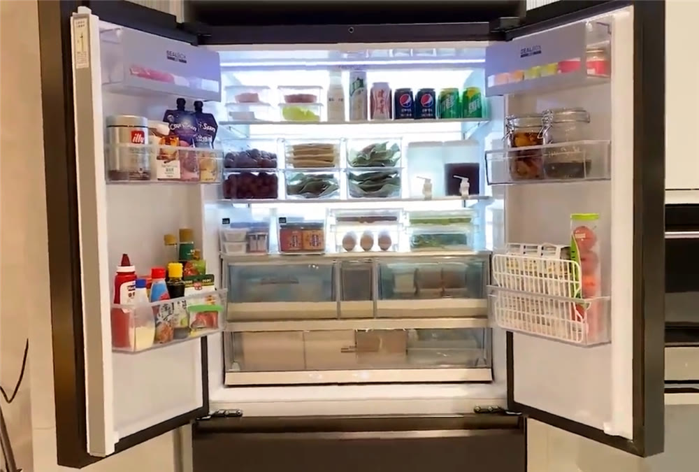 老年小妙招|“强迫症”姑娘整理冰箱，食材严格收纳归类，网友：引起舒适