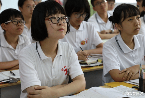大学|烈士子女高考加20分，很多人认为不公平，女孩仅用一句话化解