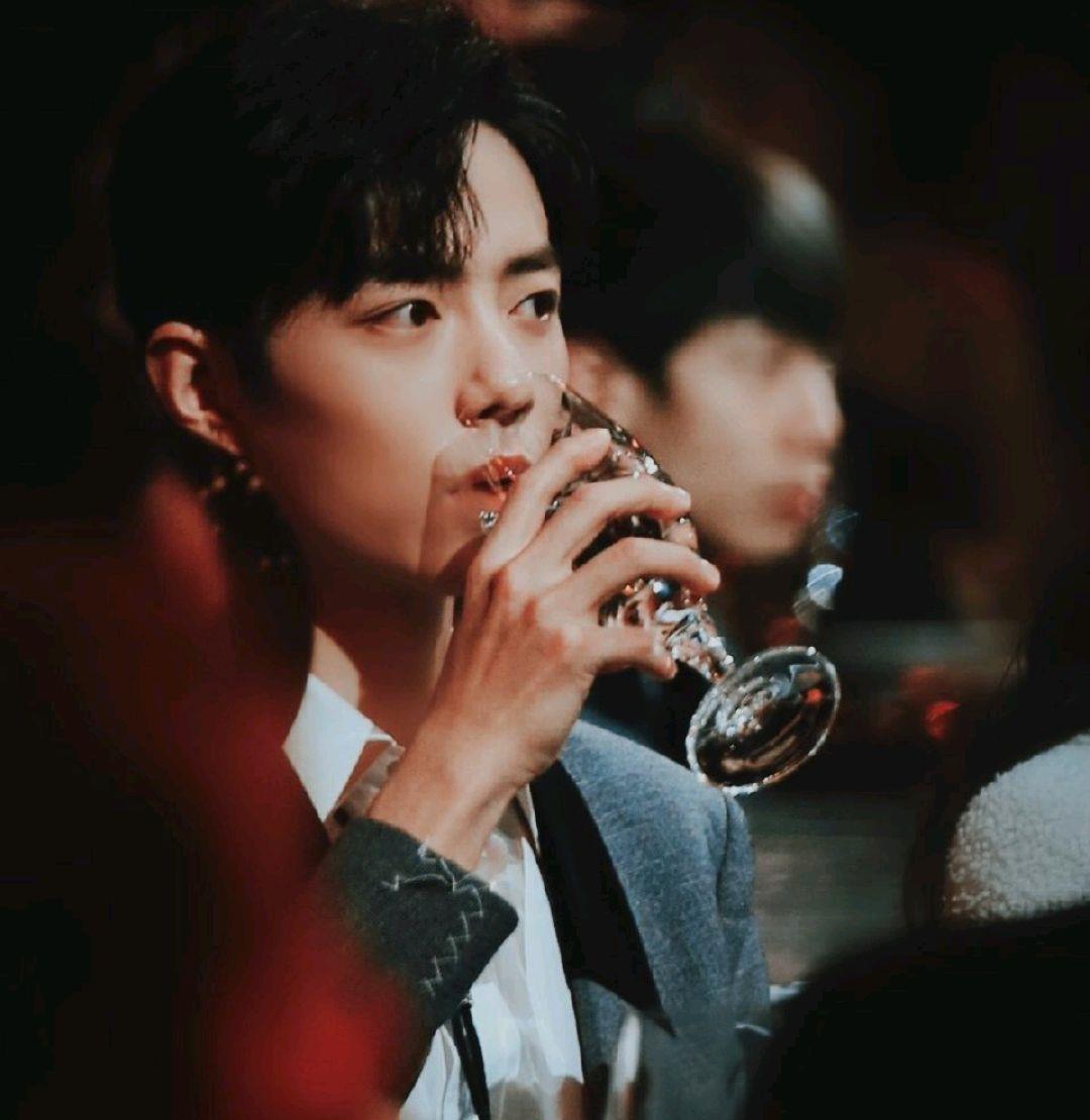 王一博|肖战又传来好消息，商业价值再次提升，后续代言仍在排队？