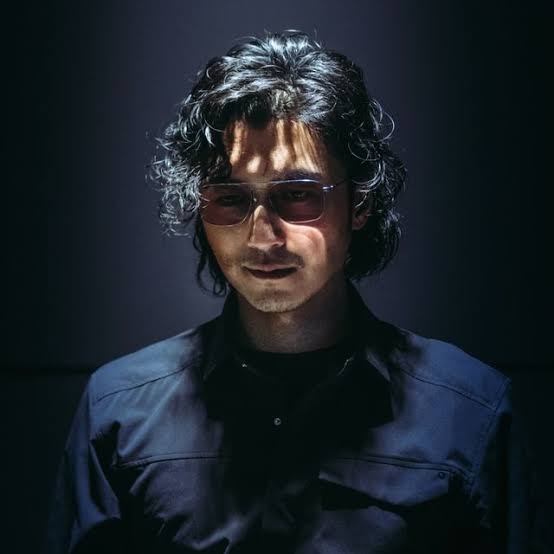 电影|甄子丹新片票房破11亿!谢霆锋演技“炸裂”,港片的又一里程碑!