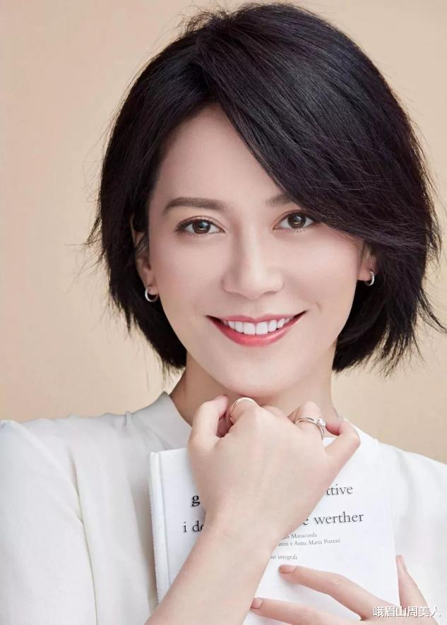 运动|?女人过了50岁该剪什么发型？看陶虹、俞飞鸿就知道了，气质减龄