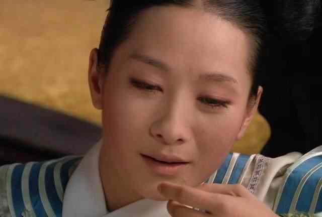 蔺相如|安陵容：难怪皇帝苦苦“馋她身子”，你看原著中她做的事多不堪？