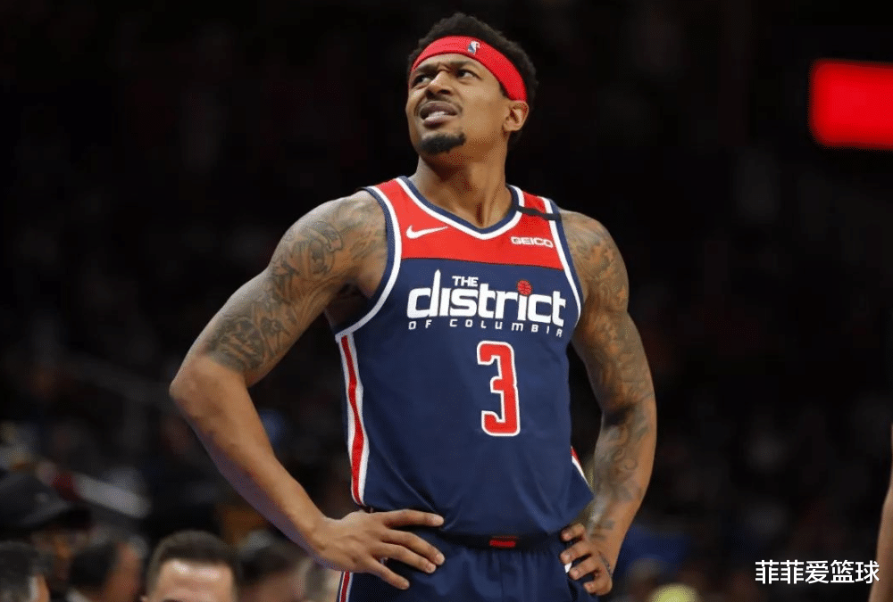 湖人队|詹姆斯连败后寻帮手！湖人签第三巨头 沃尔来投只剩一条件