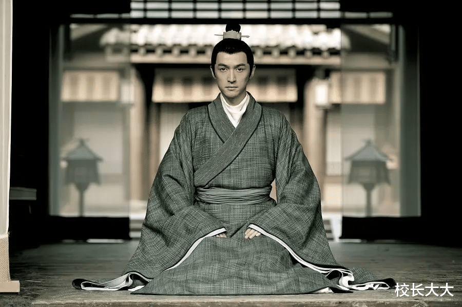 胡歌|胡歌上戏发言太谦虚了：我是偶像出道，用了十几年证明我是演员