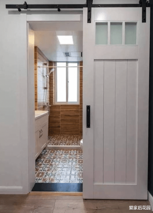 闺蜜出差回来，看到新房就抱怨不停，真后悔自己没有参与装修！