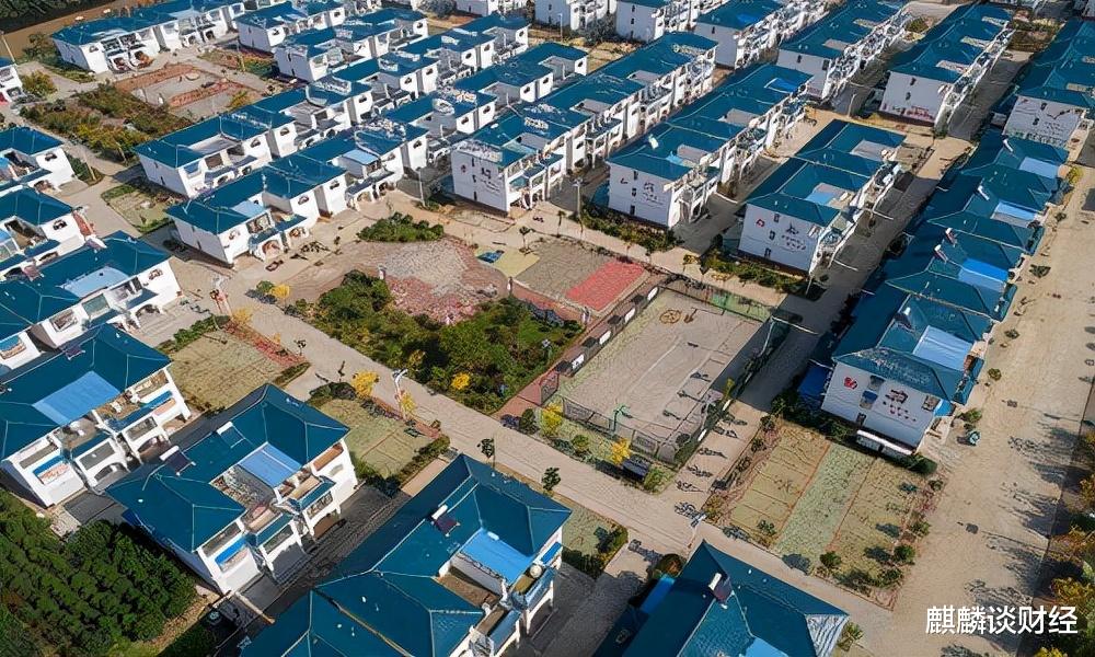 宅基地|农村挨家挨户量房，要拆迁吗？其实是这3个原因，和你有关吗？