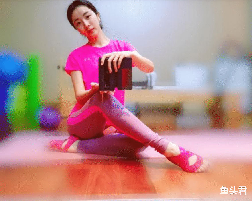 李思思|主持人李思思晒照被指太过分：长相再美，展示时也要注意方式