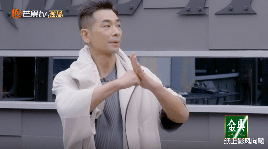 张晋|竞演综艺竟变成了“认亲”节目，男人们的真情实感太好磕了