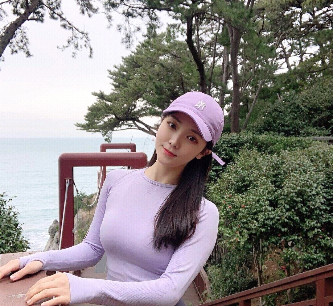 小妮的故事 珍惜眼前的女孩，平凡的爱情才永久！
