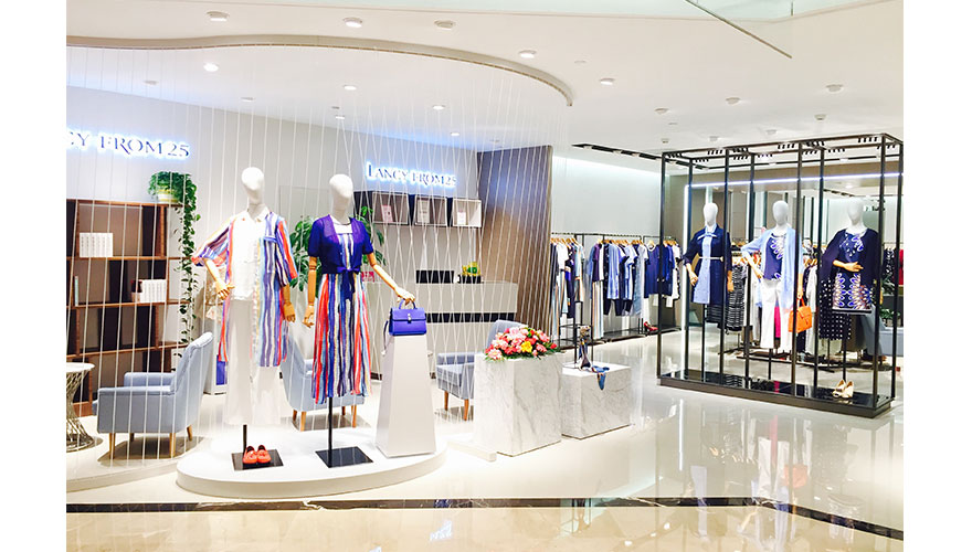 中国第一纺织网|高性价比+全场景模式受青睐，高端女装朗姿股份上半年营收超8亿