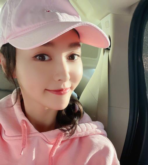 唐嫣|唐嫣晒美照迎38岁生日,丈夫罗晋更新动态,只宣传新剧未送祝福