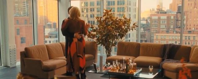 医生|电影剧情：四十六岁中年大叔为了生活，无奈做了牛郎，很受中年妇女欢迎