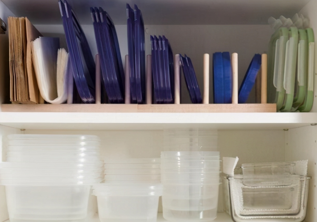 建议大家：调料瓶别乱放！学聪明人这么弄，那叫一个干净