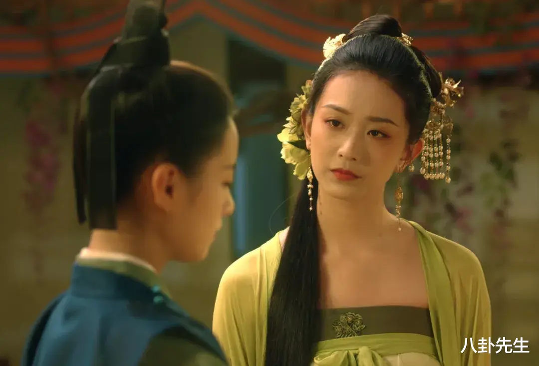 李庚希|女主竟然不如女配美？李庚希被张天爱艳压，朱珠气质碾压蓝盈莹