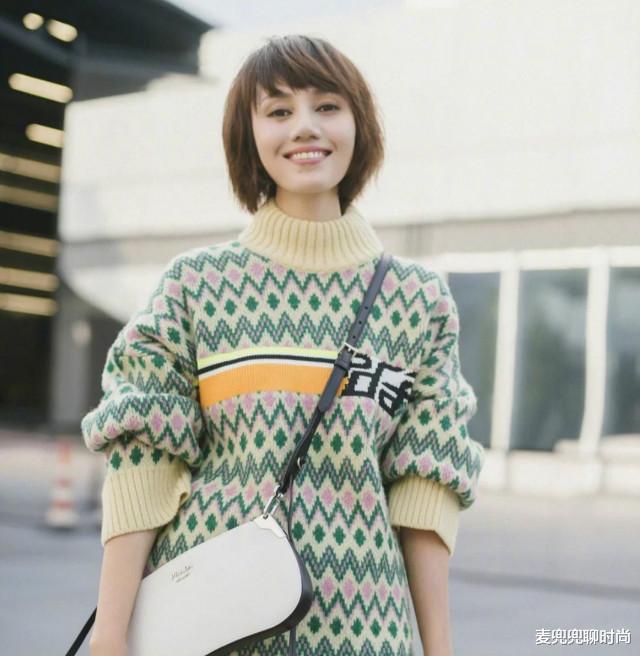 深蹲|女人过了40岁就放弃黑长直吧！剪短发更年轻上档次，看这4款就懂