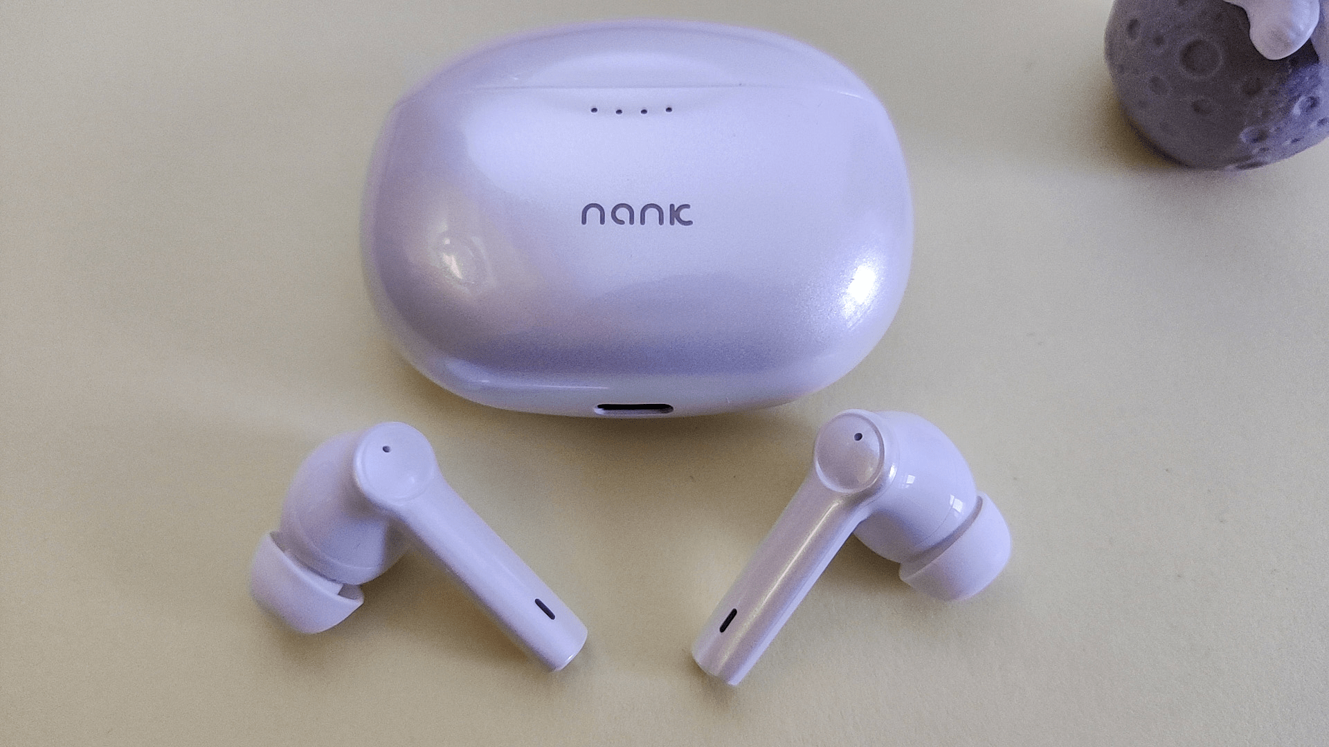 贝叶斯|新年送什么礼物给朋友好？四款佩戴舒适的蓝牙耳机推荐