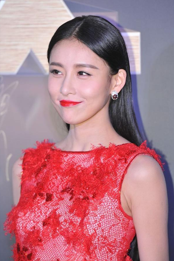 远方的关注与呼唤 张碧晨未经华晨宇同意为其生孩子合法吗？