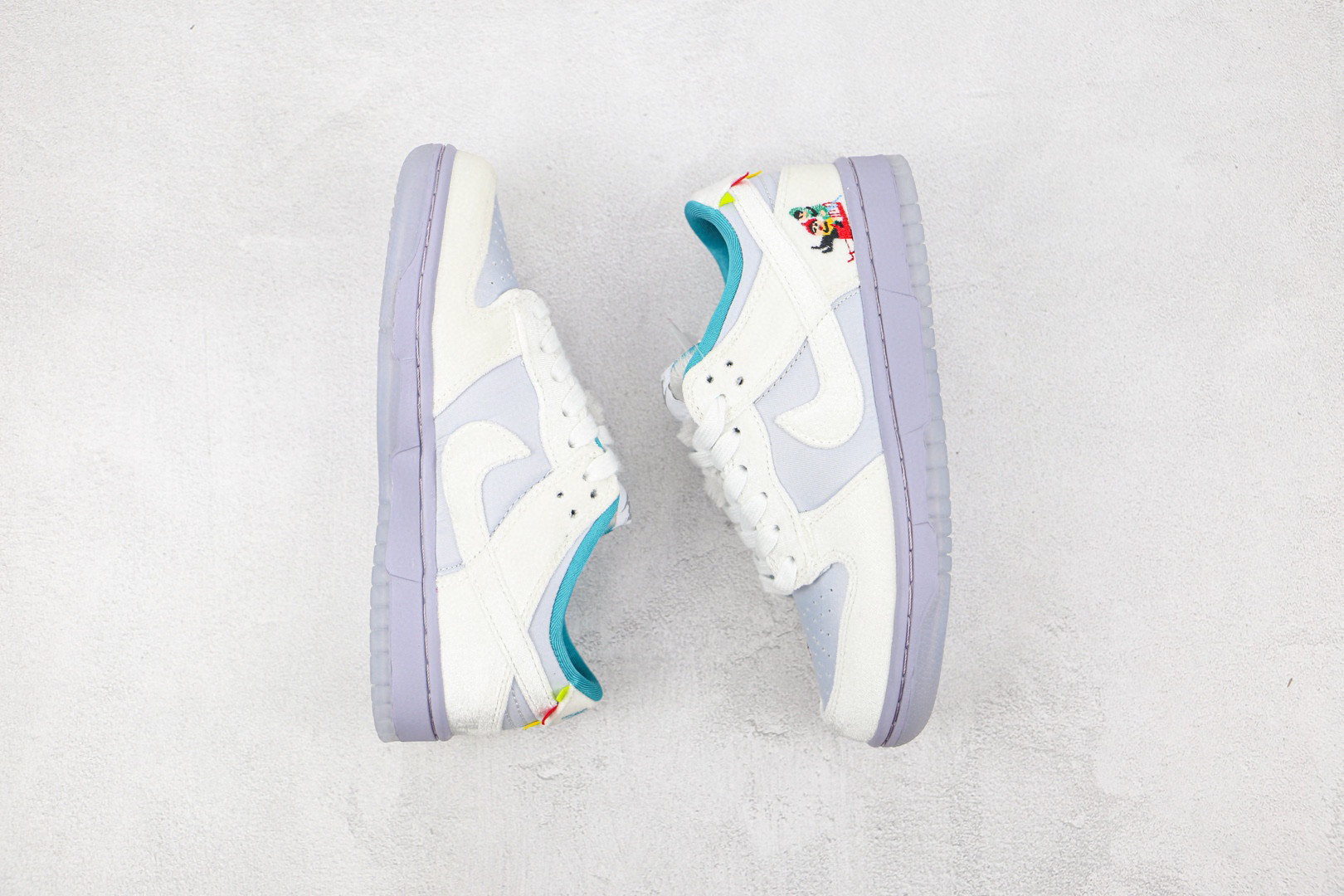 莆田鞋匠 冰雪节 冰雪奇缘 情人节 联名 绒面 卡通刺绣图案 NikeDunkLow“Ice”