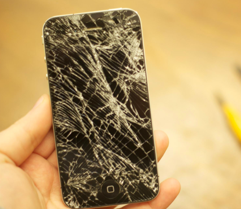 手机壳|廉价手机壳拉低iPhone档次？外国用户嗤之以鼻，称这是时代耻辱