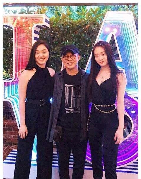 李连杰|李连杰长女李思：受父母婚姻影响，33岁仍未婚，却比妹妹美上百倍