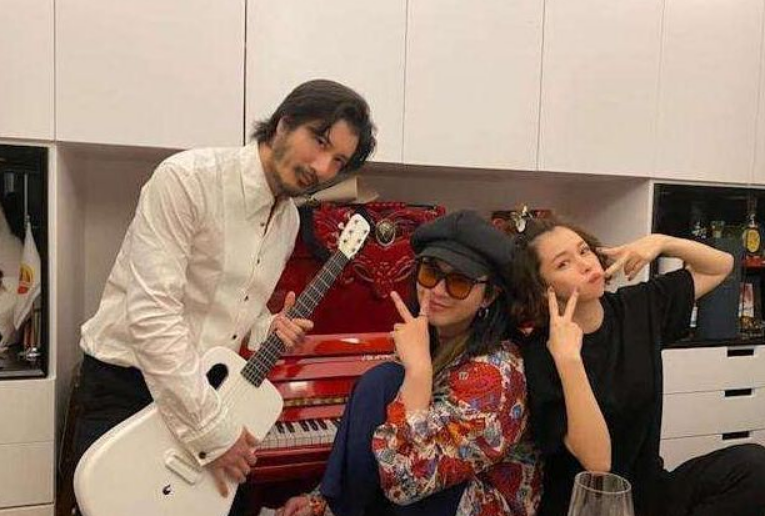 韩红|网友曝王力宏隔离餐，冬至能吃上水饺，深夜弹琴影响邻居