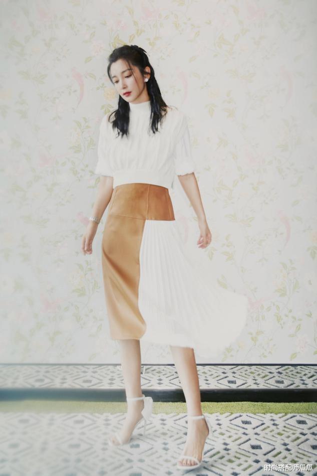 时尚搭配师瓜瓜|被李冰冰惊艳了，挑战爆炸头拍古典大片，“电影脸”自带高级感