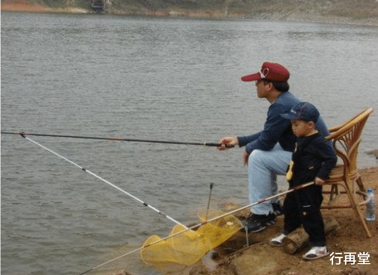 |老人言：钓鱼穷三年，玩鸟毁一生！这句话究竟是啥意思？可信吗
