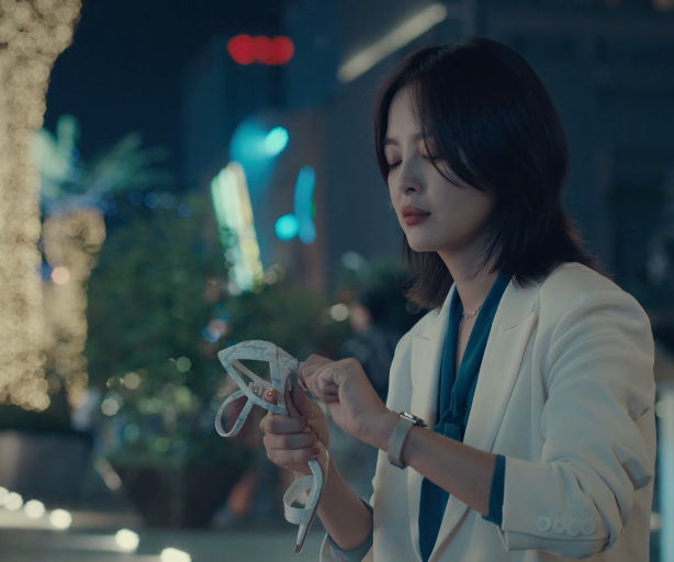 周锐|陈坤黑马剧开播，双台收视破1，熬夜连刷2集，老戏骨演技惊艳四座