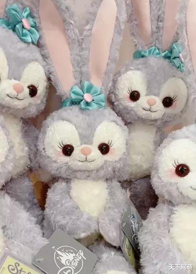 玩偶|我给顶流女星做“微整形”