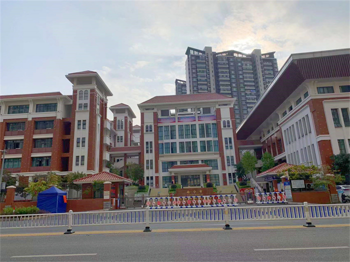 |走了蟠龙一圈后，我悟了：南宁五象老大哥，还缺啥？