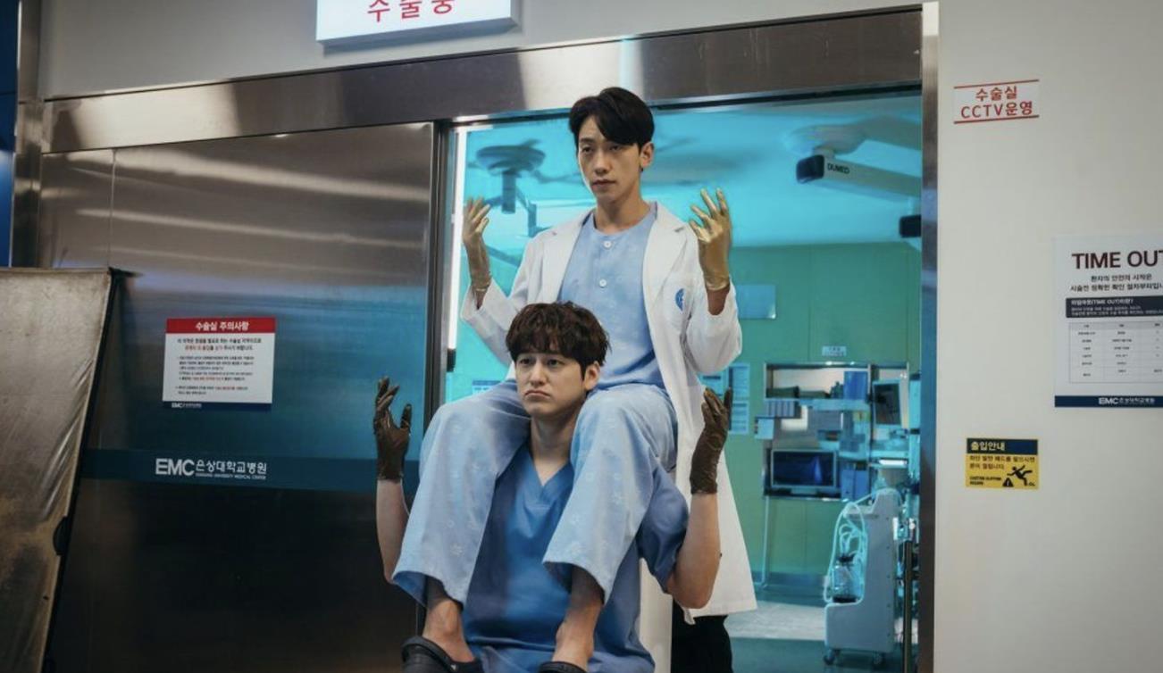 ghost doctor|Rain、金汎联手出击！《Ghost Doctor》首集创下全国4.4％收视率