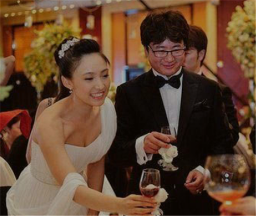 白静|27岁嫁豪门，29岁被丈夫3刀捅死，白静的故事远比你想象的更恶劣