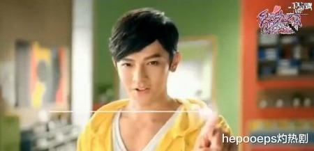 邓伦|奇葩操作突降，邓伦代言高跟鞋被抵制，全网嗤笑：商家吃相好难看