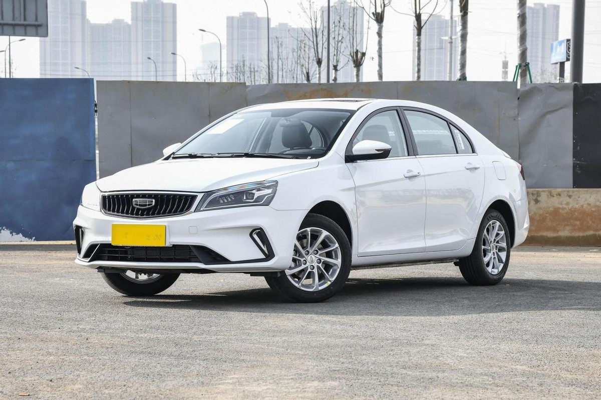 五菱宏光|适合“打工人”的3款家用车，油耗低保养也便宜，最低2.88万起