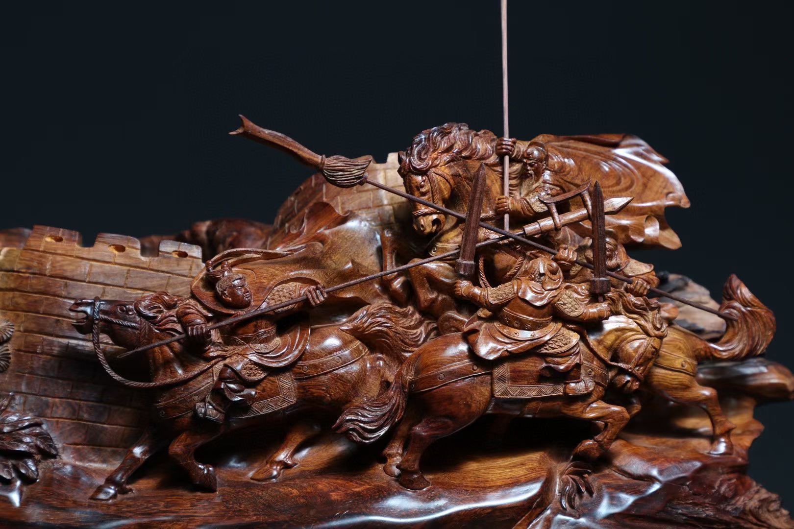 翡翠|黄花梨 | 三英战吕布