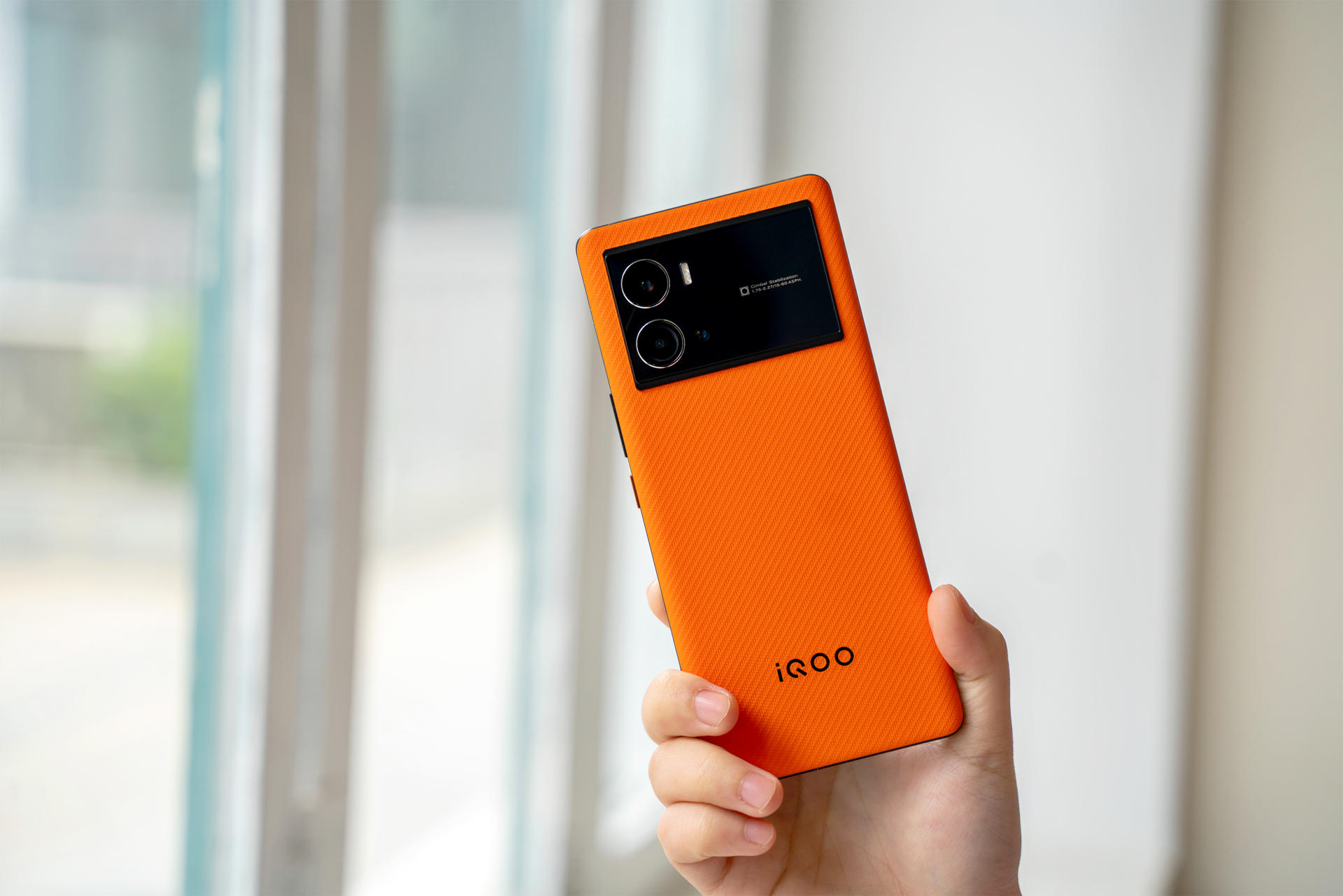 高通驍龍|澎湃性能帶來滿幀游戲體驗，iQOO 9 Pro讓上分之路更順暢