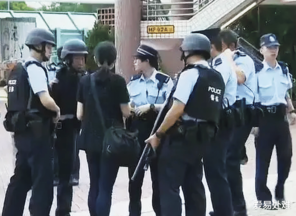 因技术手段落后，奸尸恶魔险逃过制裁，最终一块雨布令其暴露身份