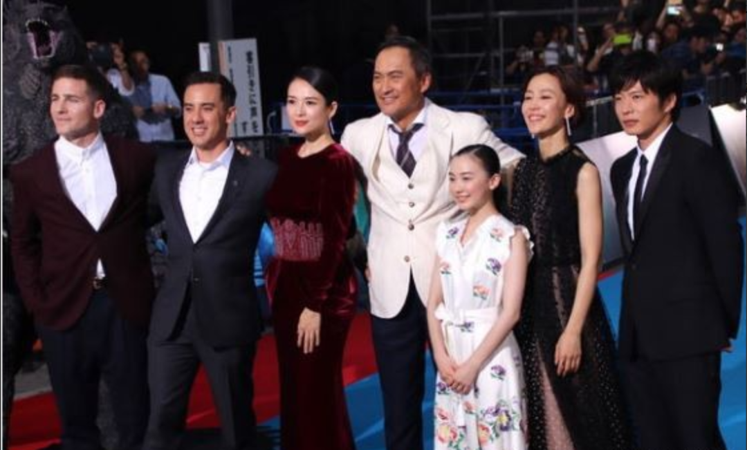 赵丽颖|她是日本“国民闺女”,3岁出道颜值超高,16岁身高却不足一米五