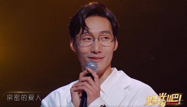 张傲月|曾被王菲邀请助演，也是春晚常客，张傲月才是《追光》的扫地僧