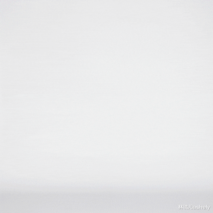 林洁儿ashely 李若彤的身材管理太惊人了，马甲线、腹肌好吸睛，简直是魔鬼身材