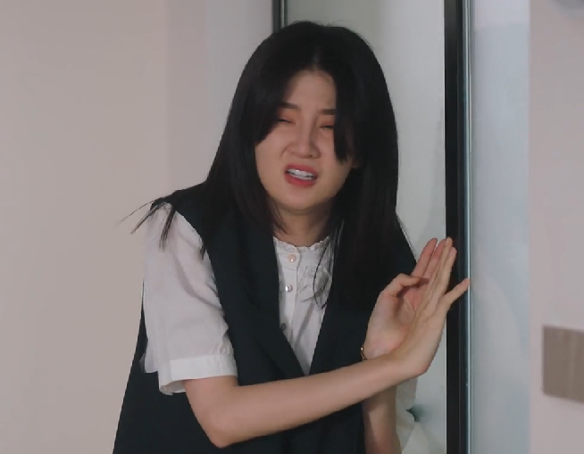 蜘蛛侠|播3集收视轻松破1，口碑炸裂好评如潮，龚俊又选对了剧本抽中王炸