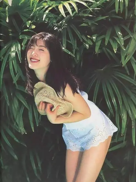 杨思敏|“潘金莲”杨思敏：19岁一炮而红，28岁住千万豪宅，33岁卖拉面