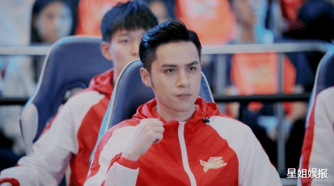 池约翰|内地初代男团成员宣布结婚，他和新娘的爱情故事好浪漫，4位队员还是伴郎