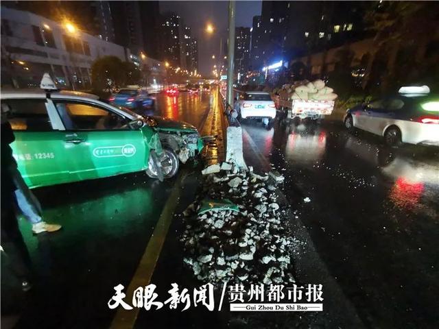 湖滨|刚刚，贵阳一出租车撞上隔离墩，原因让人想不到……