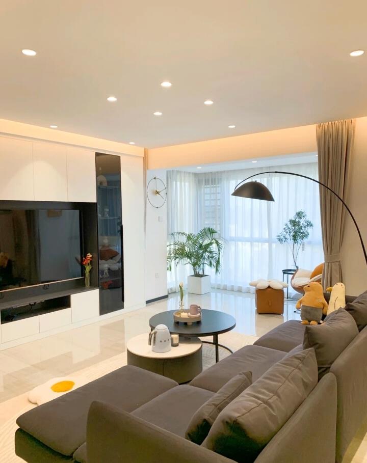 |141㎡大平层,装修将近45万,客餐厅是户主最满意的作品